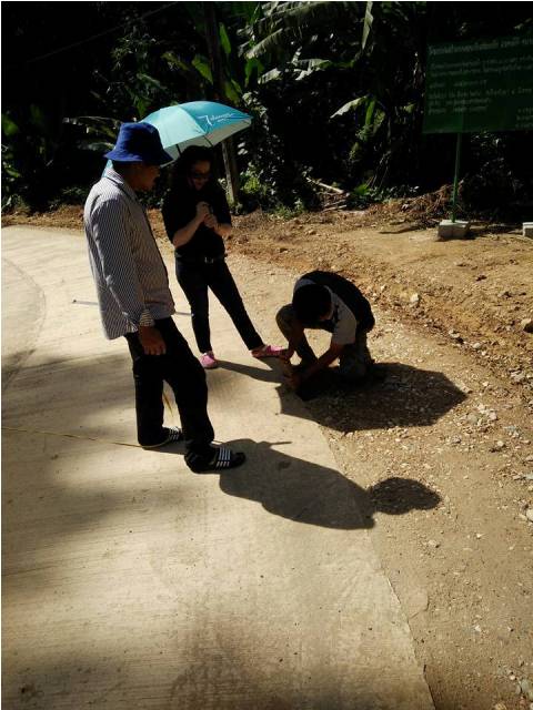 ตรวจการจ้างงานโครงการก่อสร้างถนน คสล.ควนมะนาว  หมู่ที่ 19